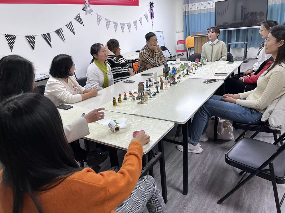 欧文亚隆无结构团体沙龙:如何拥有更高质量的人际关系?